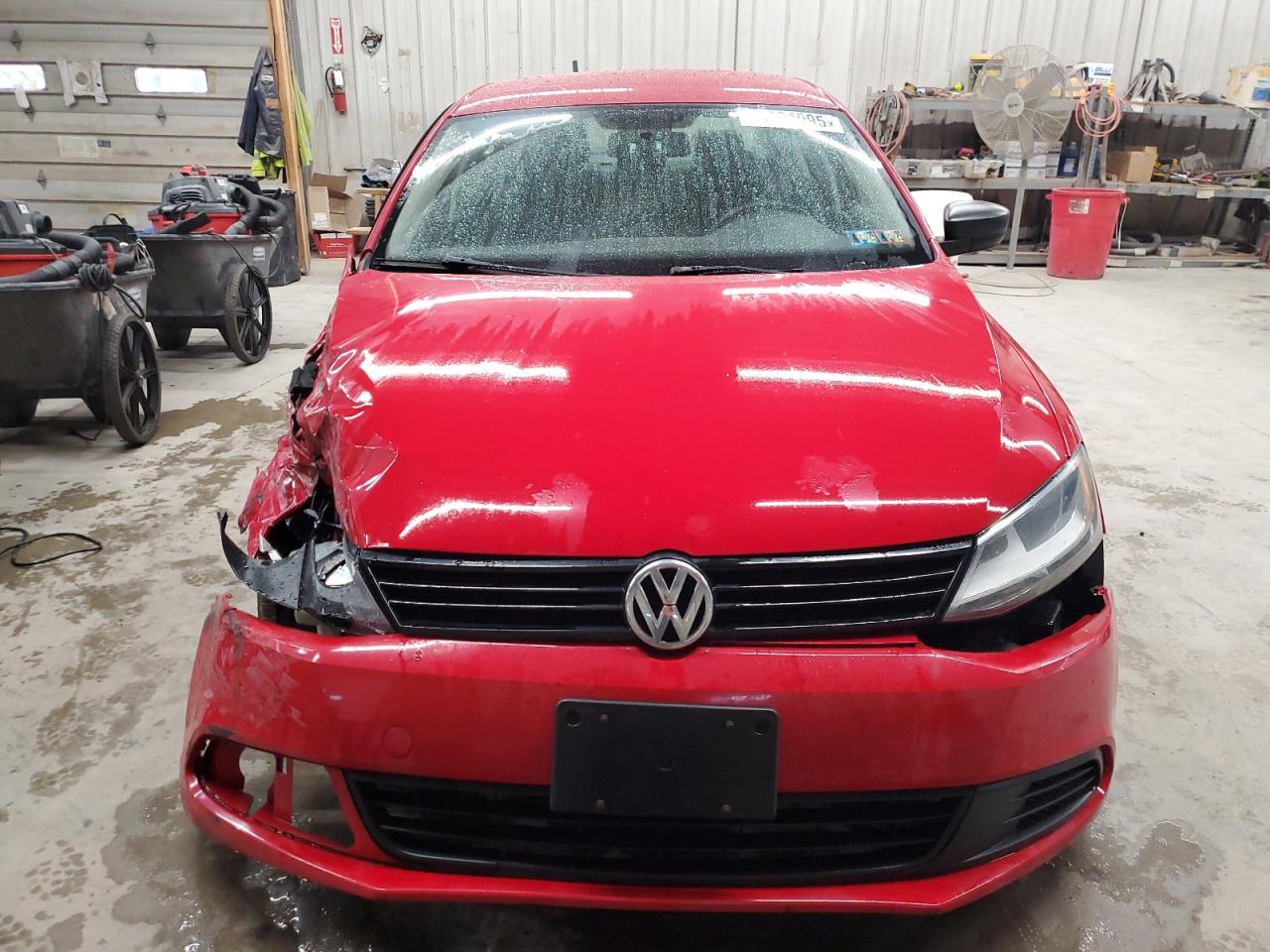 2014 Volkswagen Jetta - Image 5