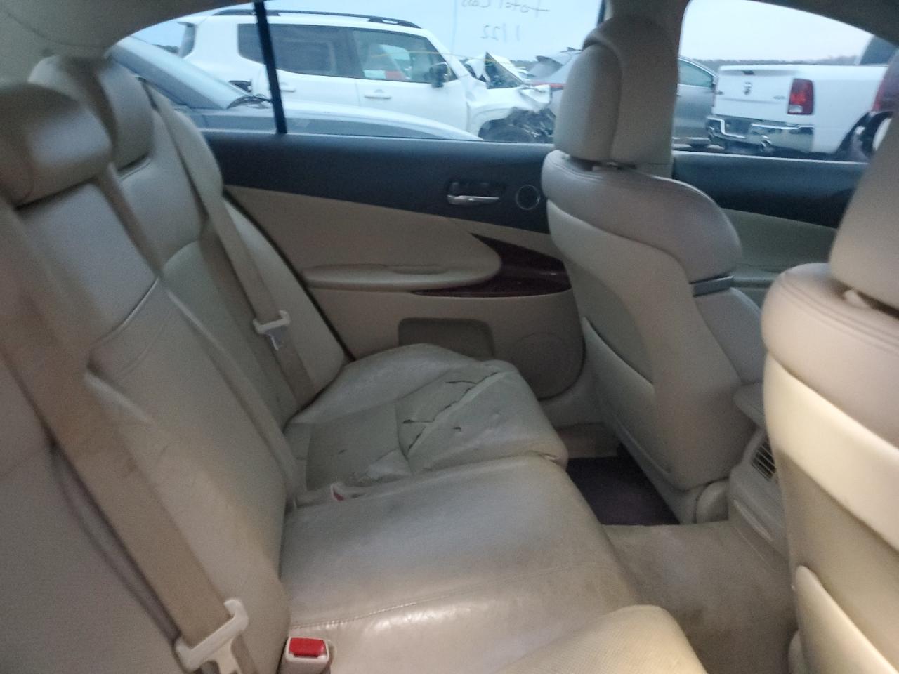 2011 Lexus GS - Image 10