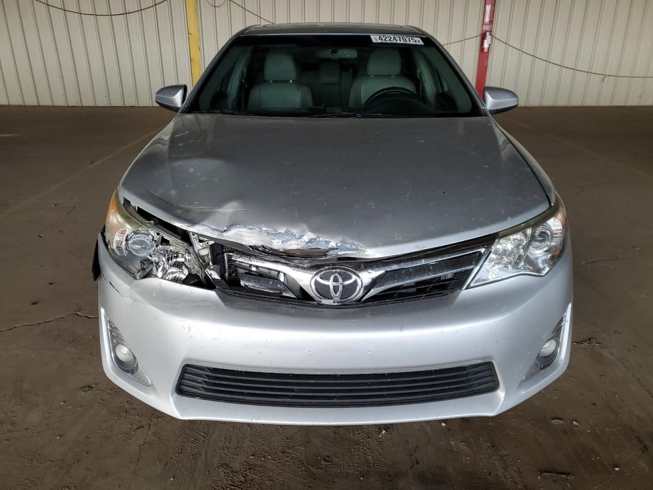 2012 Toyota Camry - Image 5
