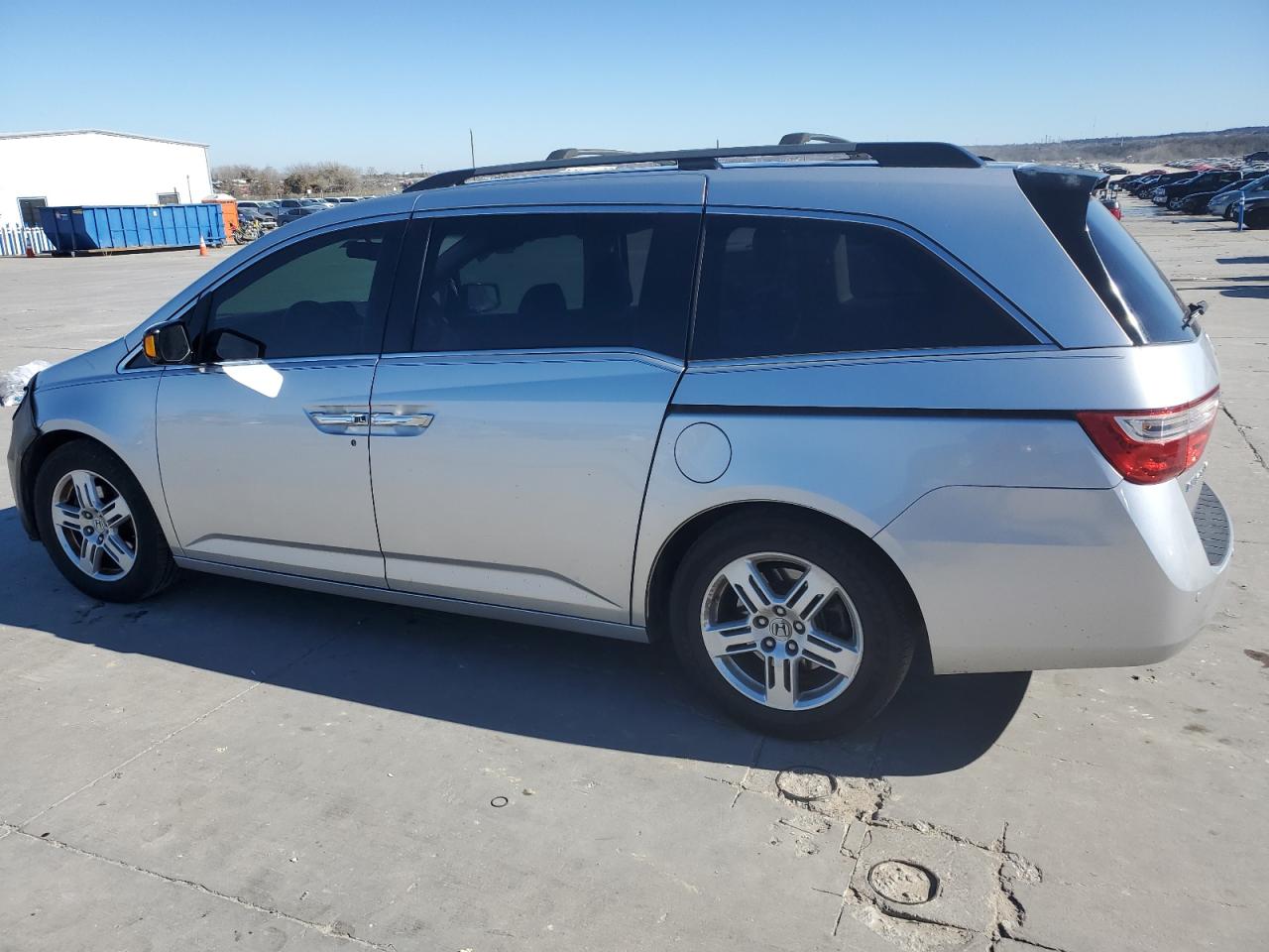 2012 Honda Odyssey - Image 2