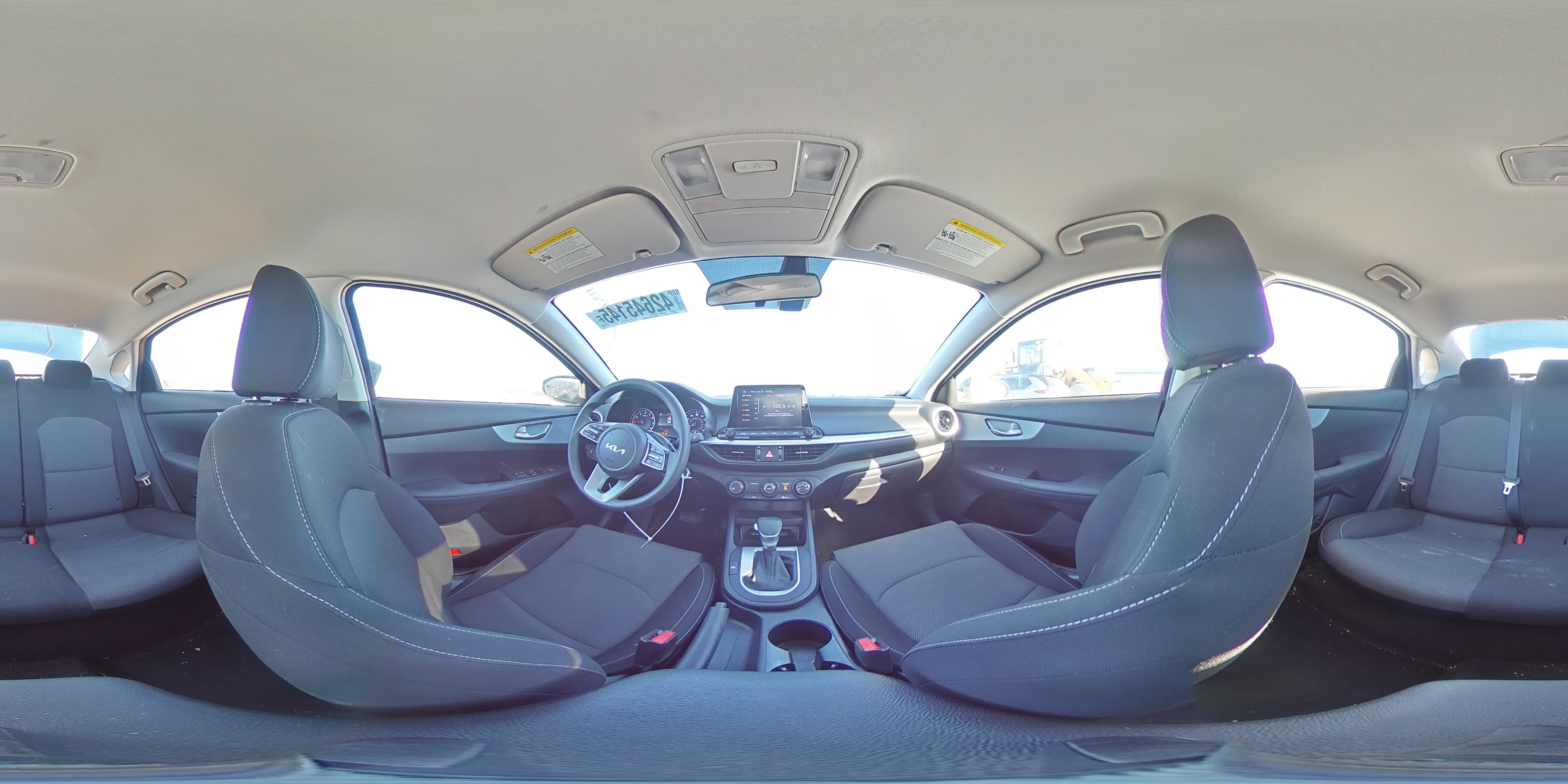 2023 Kia Forte - Image 12