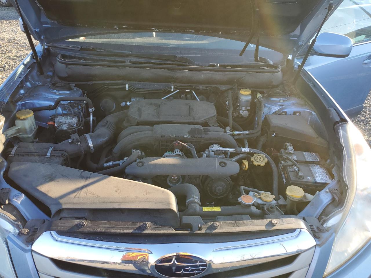 2012 Subaru Outback - Image 13