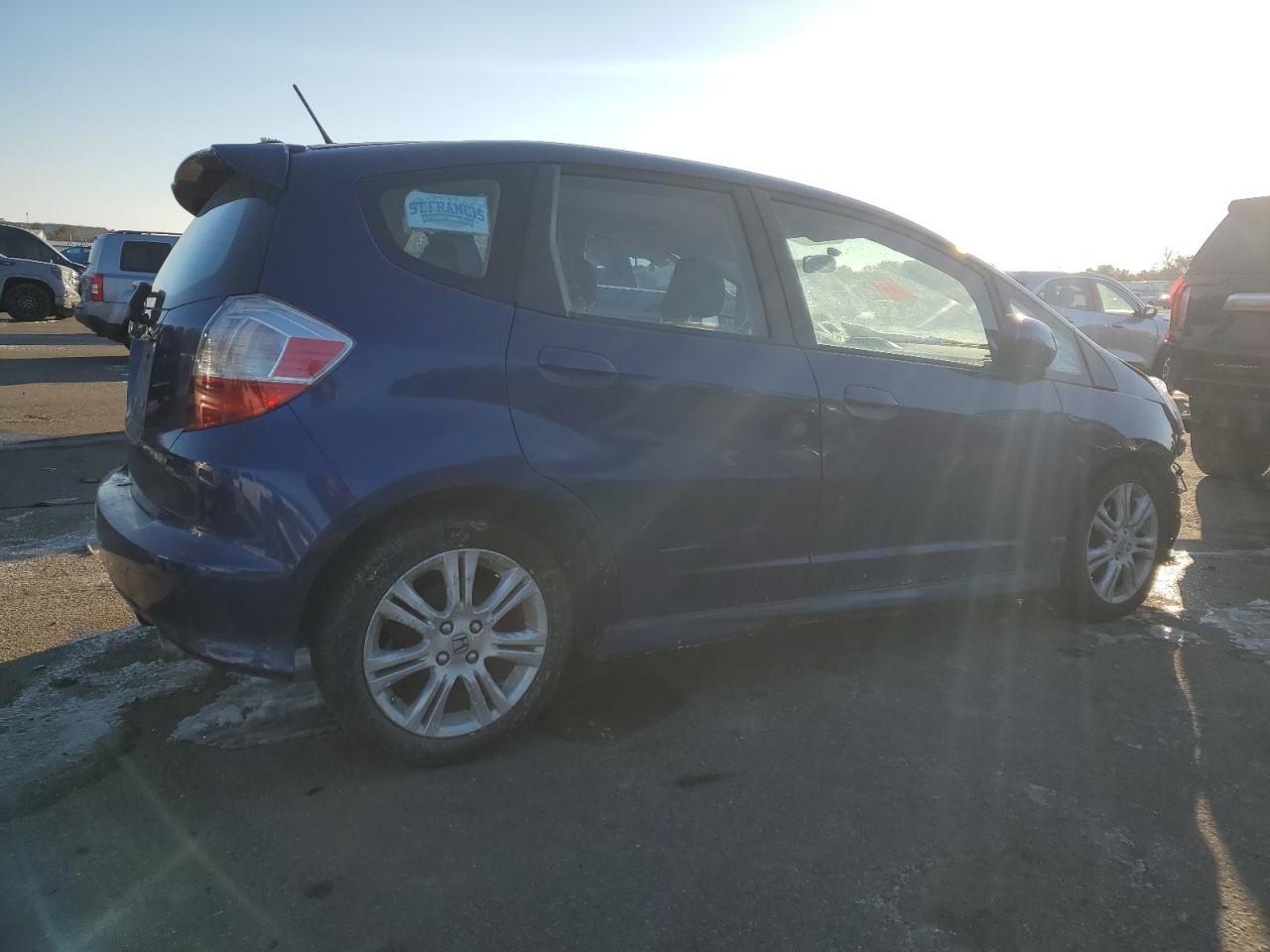 2011 Honda Fit - Image 3