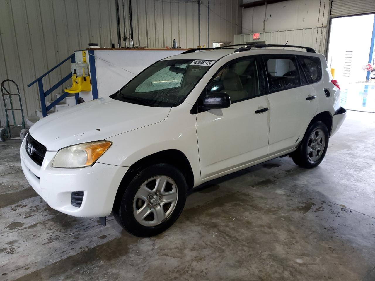 2009 Toyota RAV 4 - Image 1