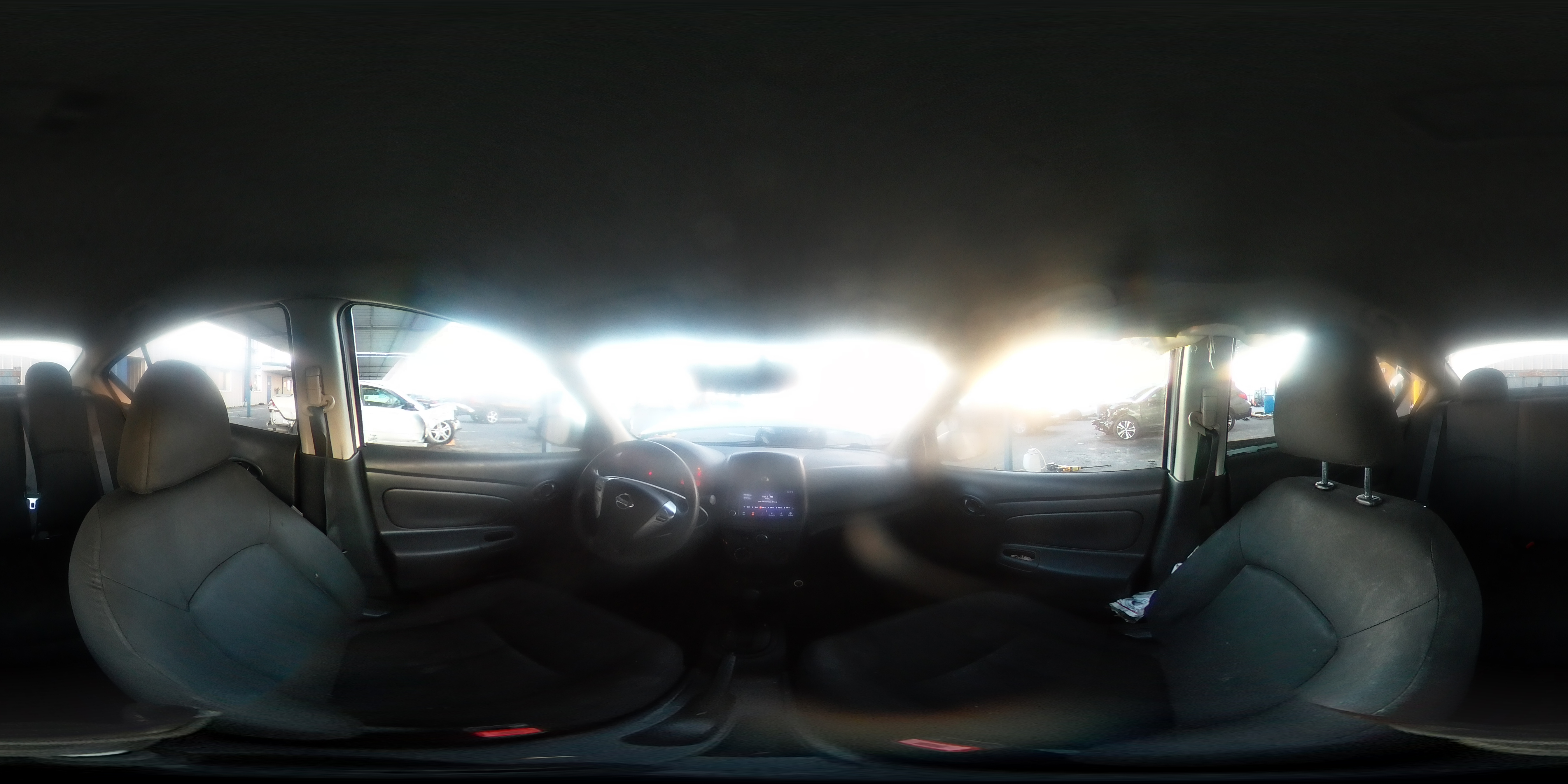 2019 Nissan Versa - Image 13