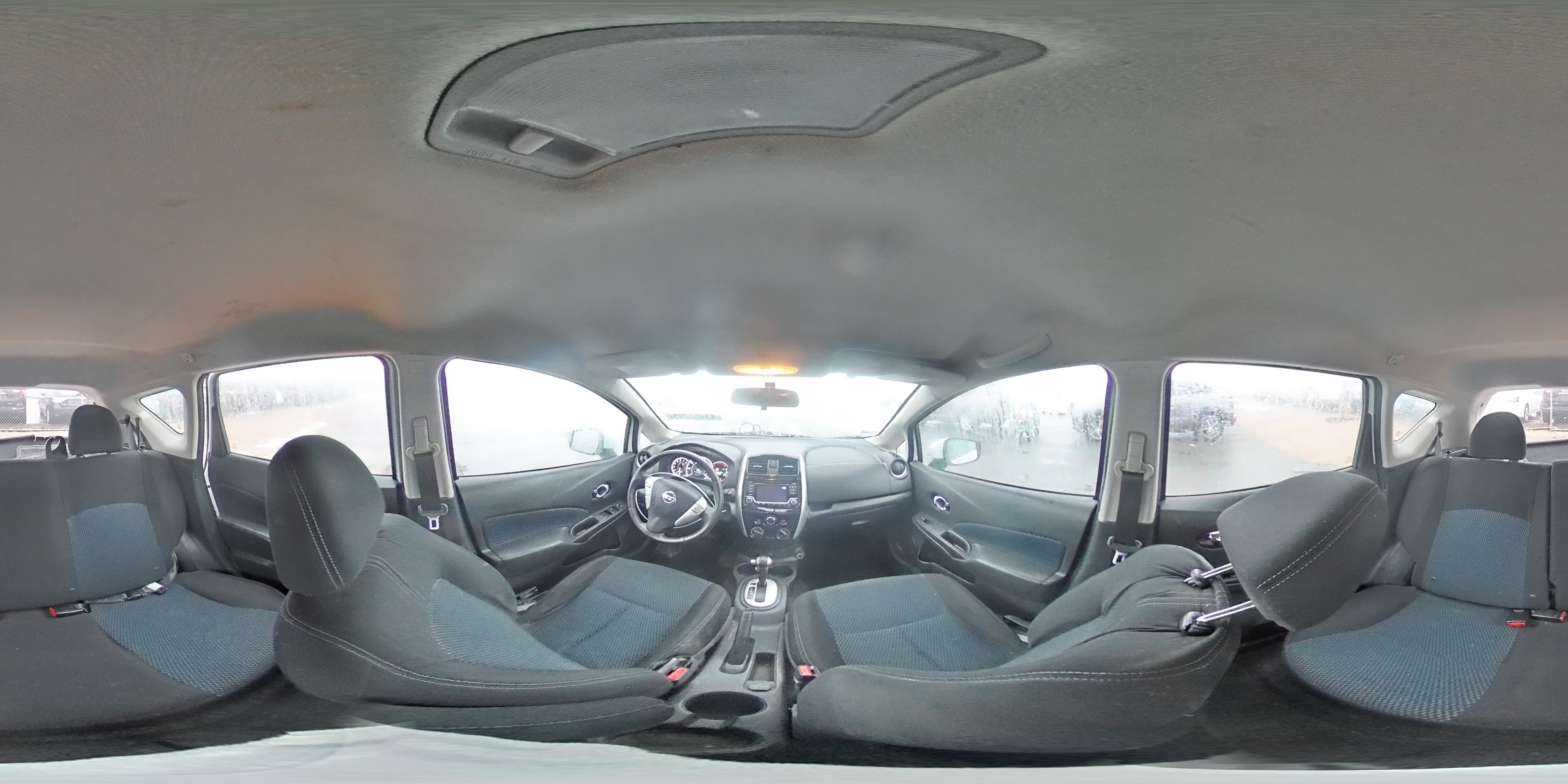 2017 Nissan Versa - Image 13