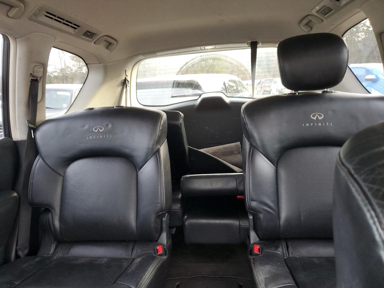 2013 Infiniti QX56 - Image 10