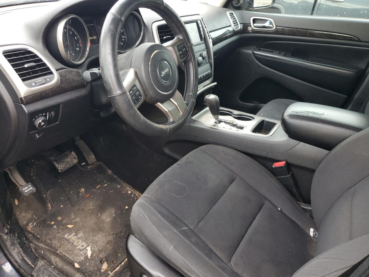 2012 Jeep Grand Cherokee - Image 7