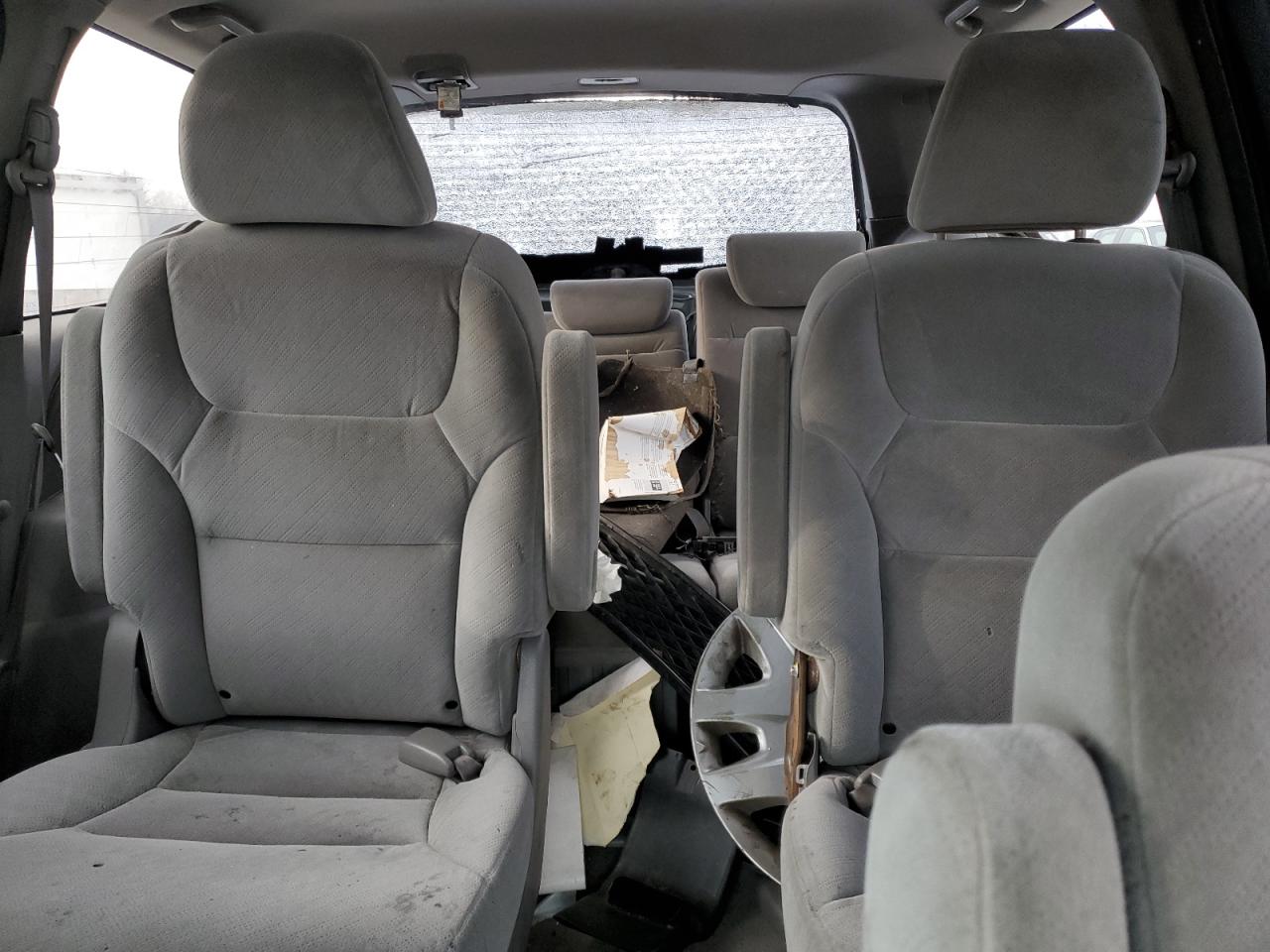 2009 Honda Odyssey - Image 10