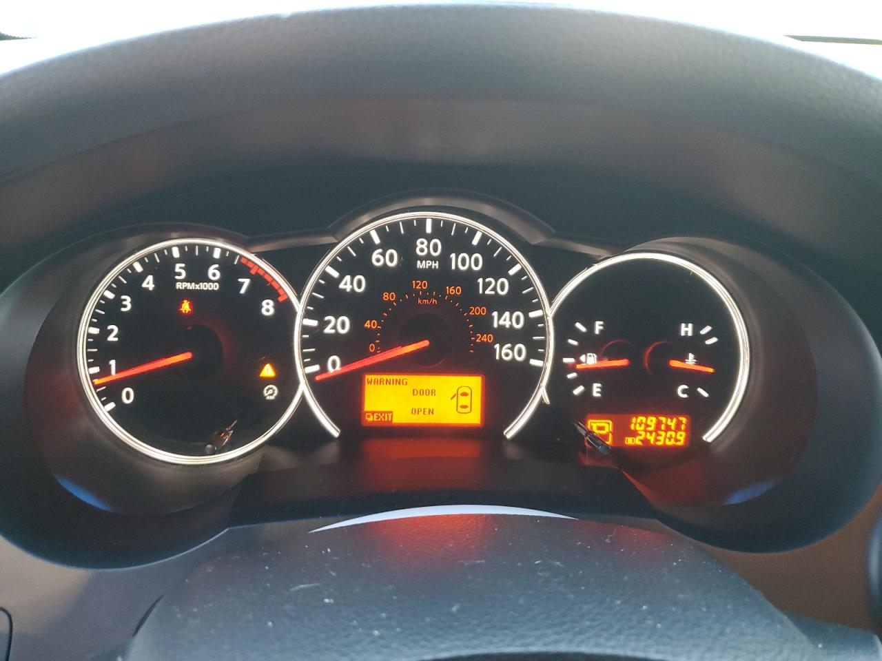 2010 Nissan Altima - Image 9
