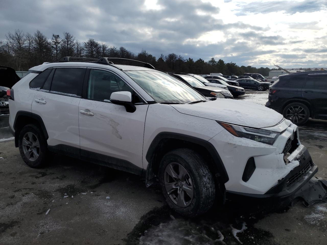 2024 Toyota RAV 4 - Image 4