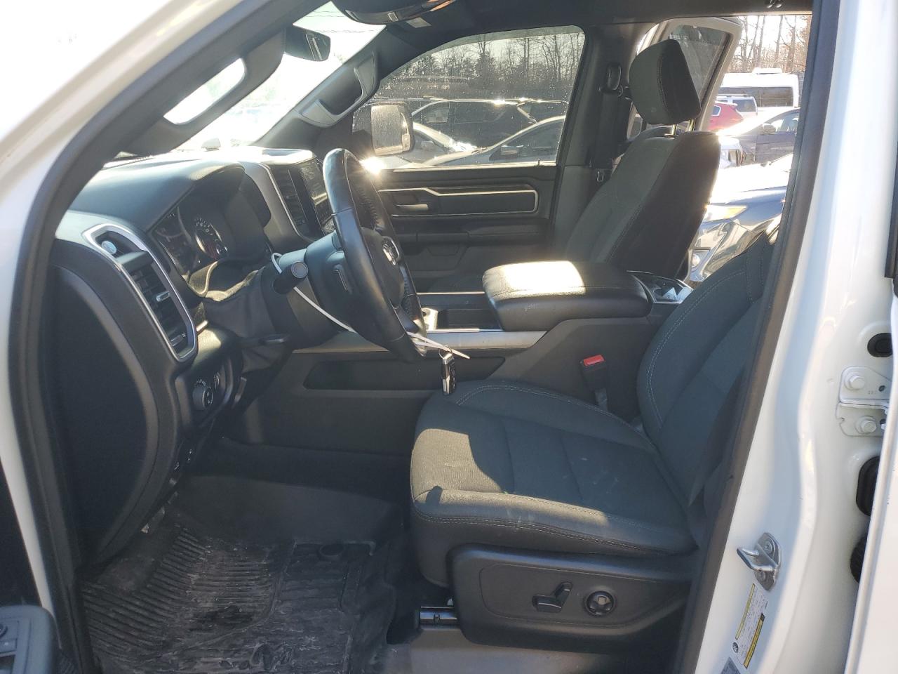 2020 RAM 1500 - Image 7