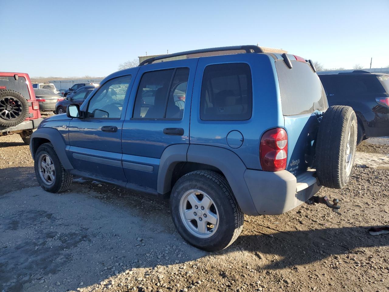 2005 Jeep Liberty (North America) - Image 2