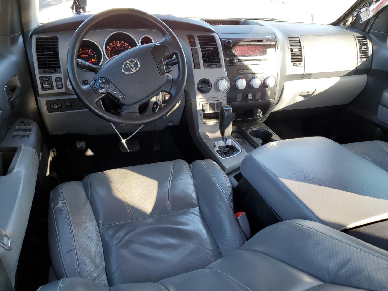 2013 Toyota Tundra - Image 8