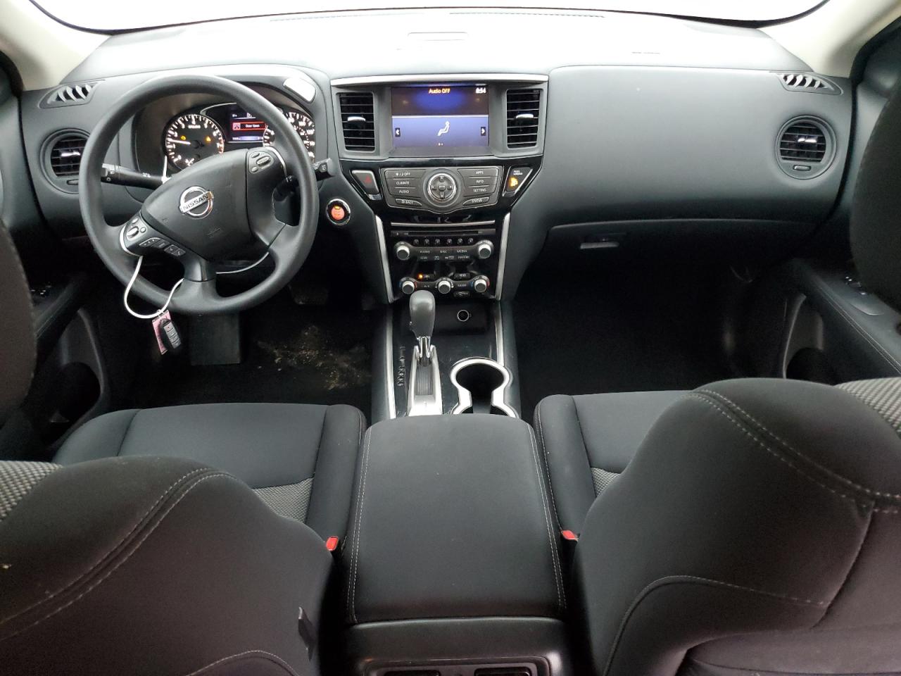 2017 Nissan Pathfinder - Image 8