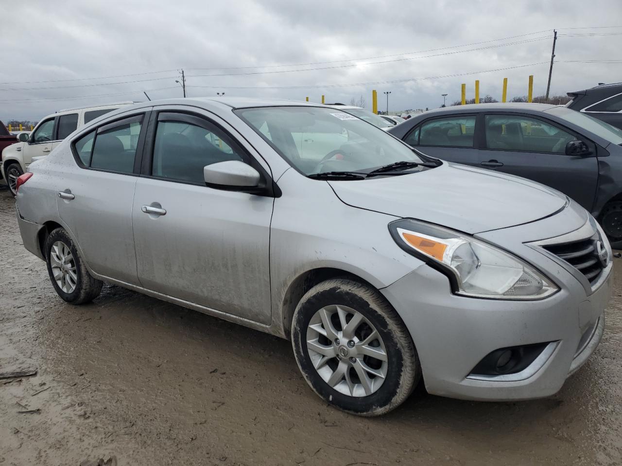 2018 Nissan Versa - Image 4