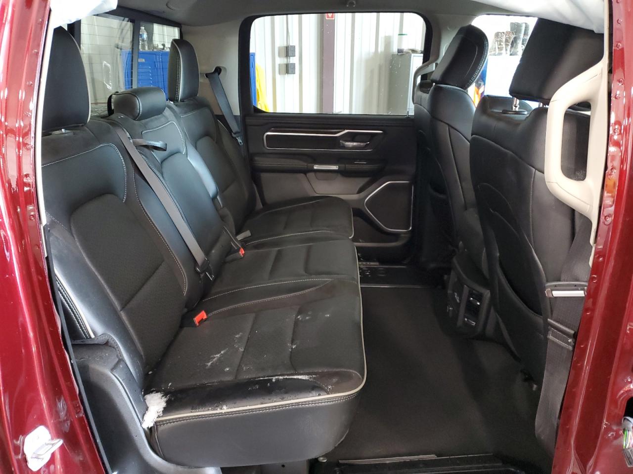 2022 RAM 1500 - Image 10