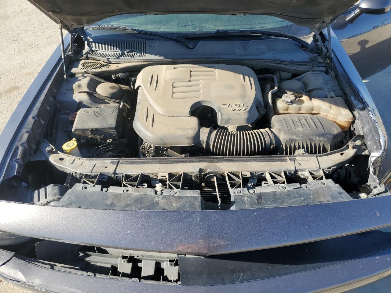 2015 Dodge Challenger - Image 12