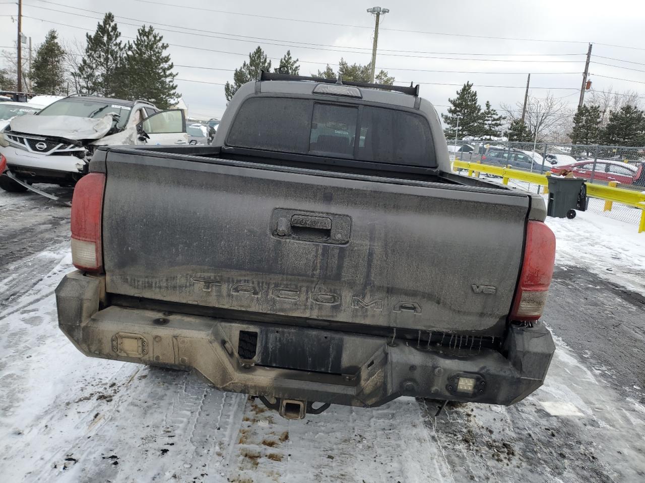 2016 Toyota Tacoma - Image 6