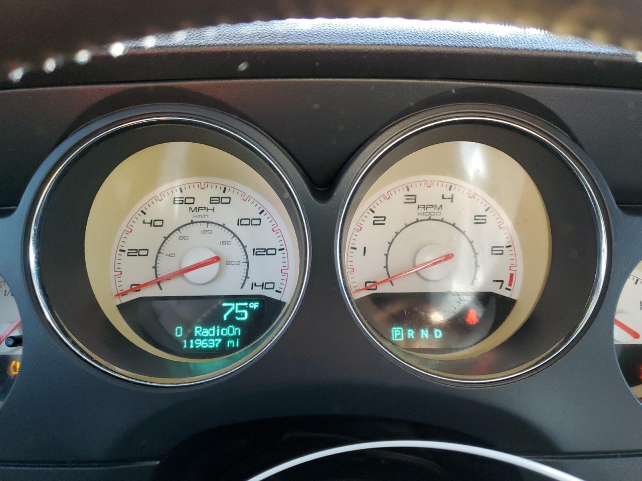 2013 Dodge Challenger - Image 9