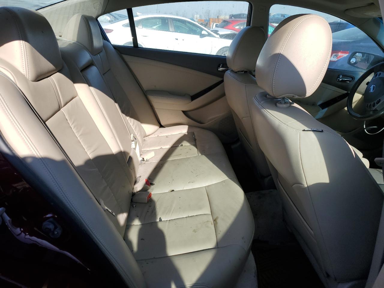 2012 Nissan Altima - Image 10