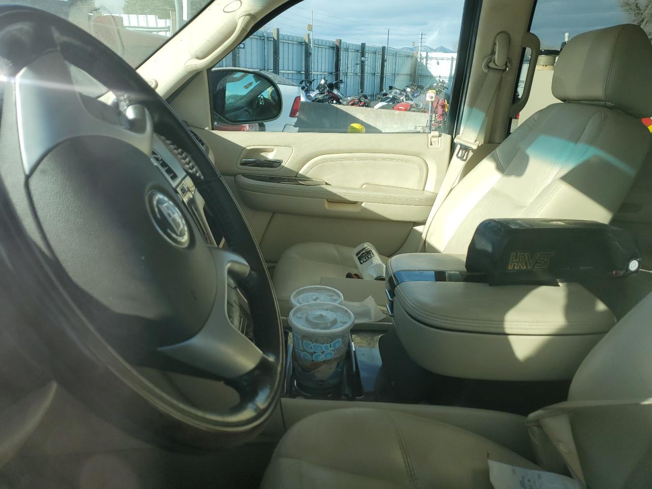 2007 Cadillac Escalade Luxury VIN: 1GYFK63877R304421 Lot: 88762575