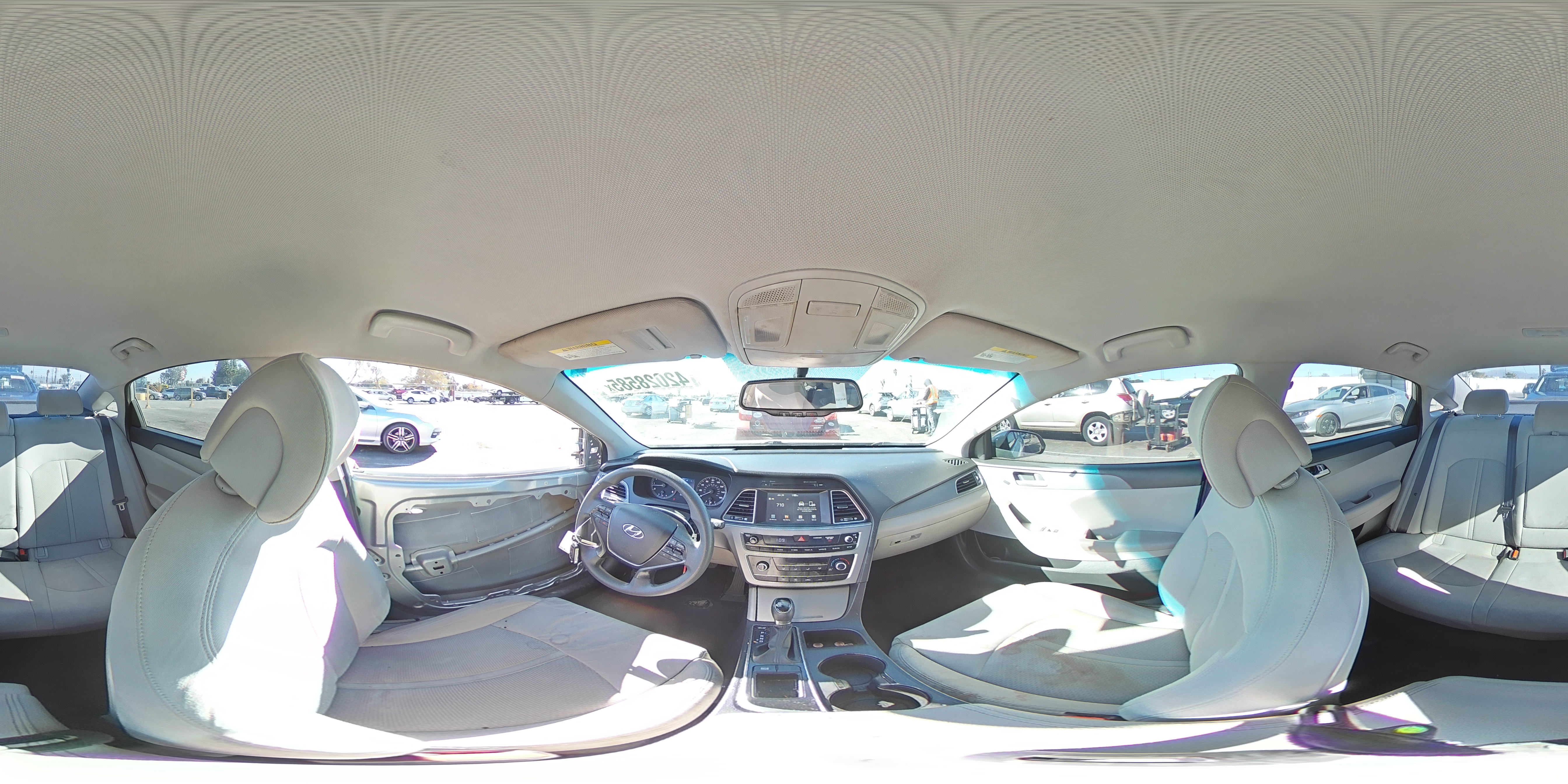 2016 Hyundai Sonata - Image 13