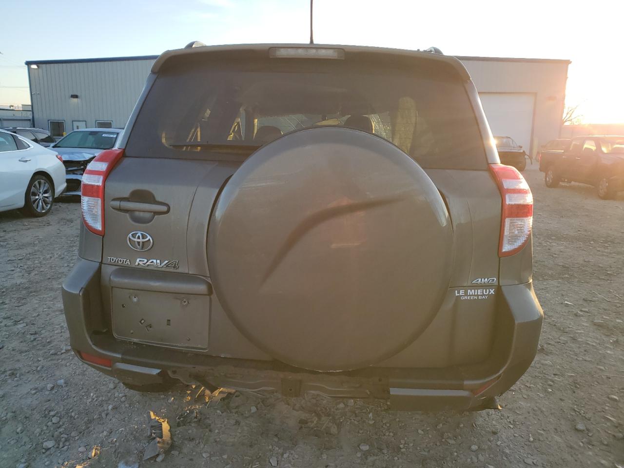 2010 Toyota RAV 4 - Image 6