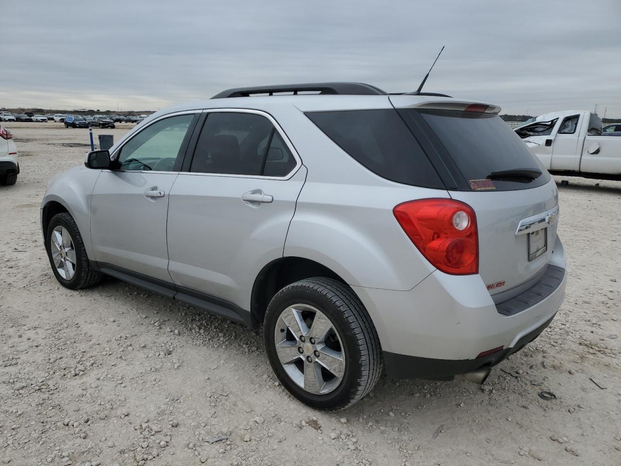 2012 Chevrolet Equinox - Image 2