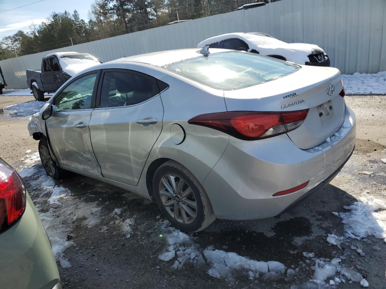 2015 Hyundai Elantra - Image 2
