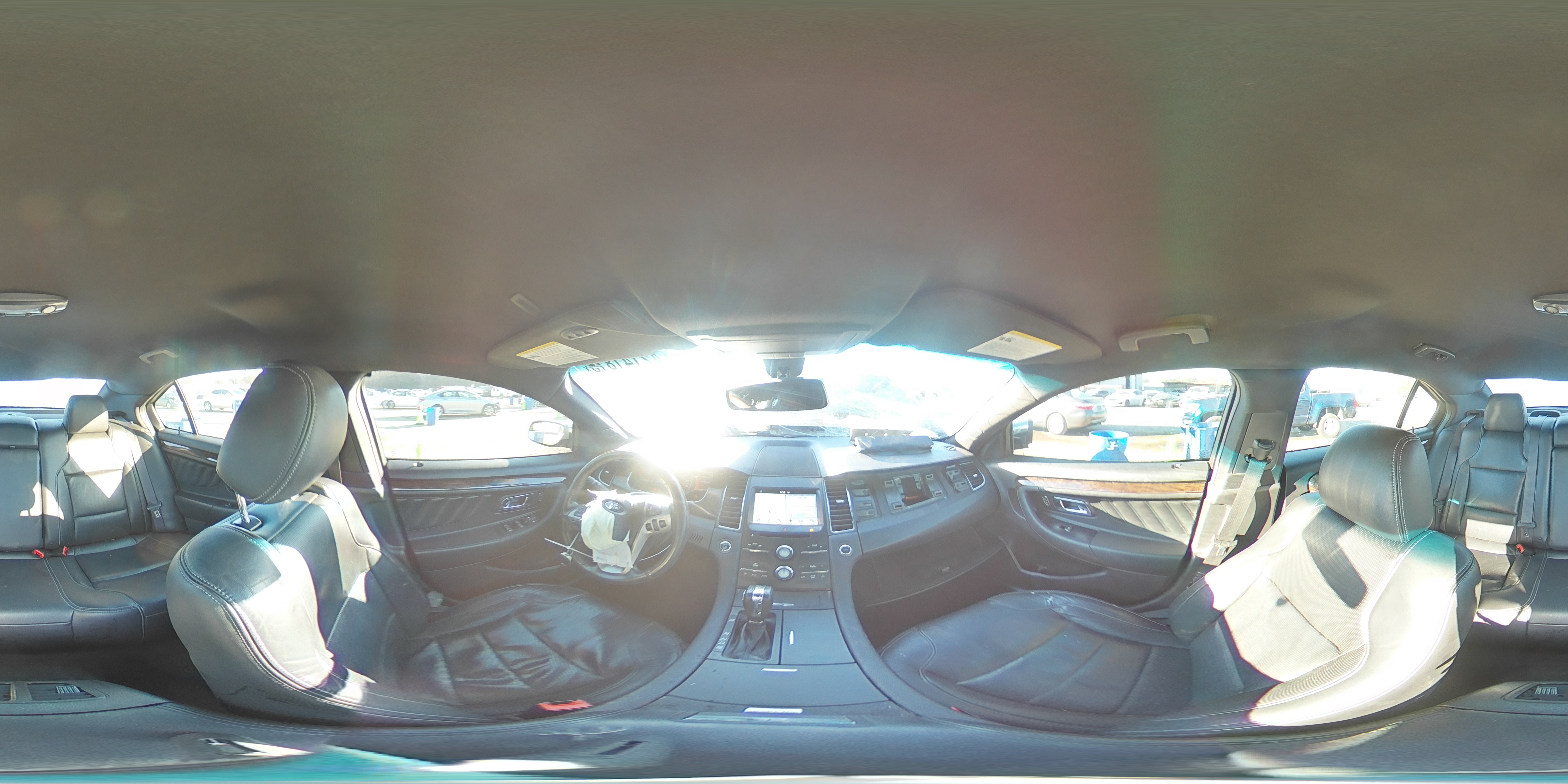 2016 Ford Taurus - Image 13