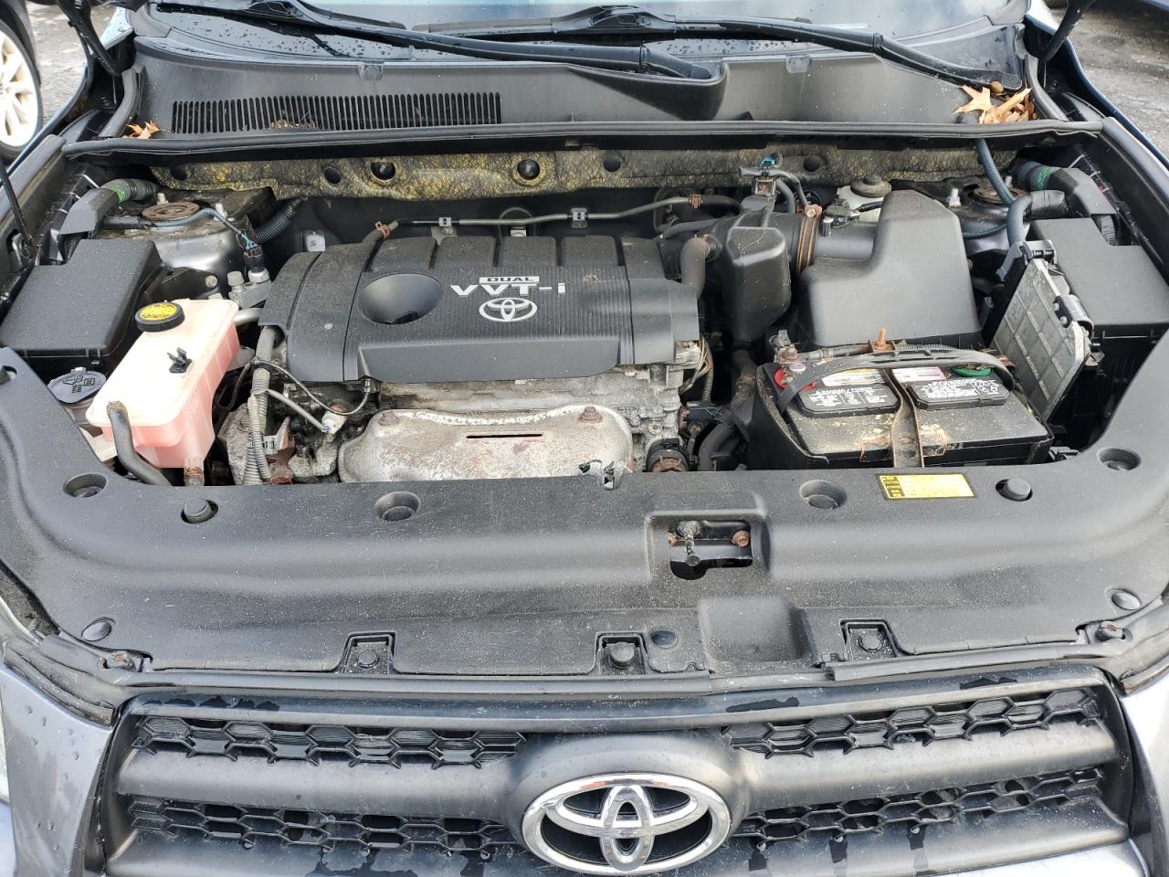 2011 Toyota RAV 4 - Image 12