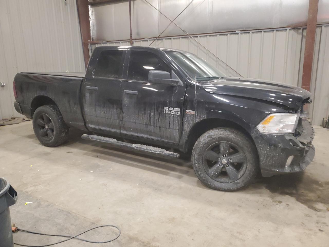 2016 RAM 1500 - Image 4