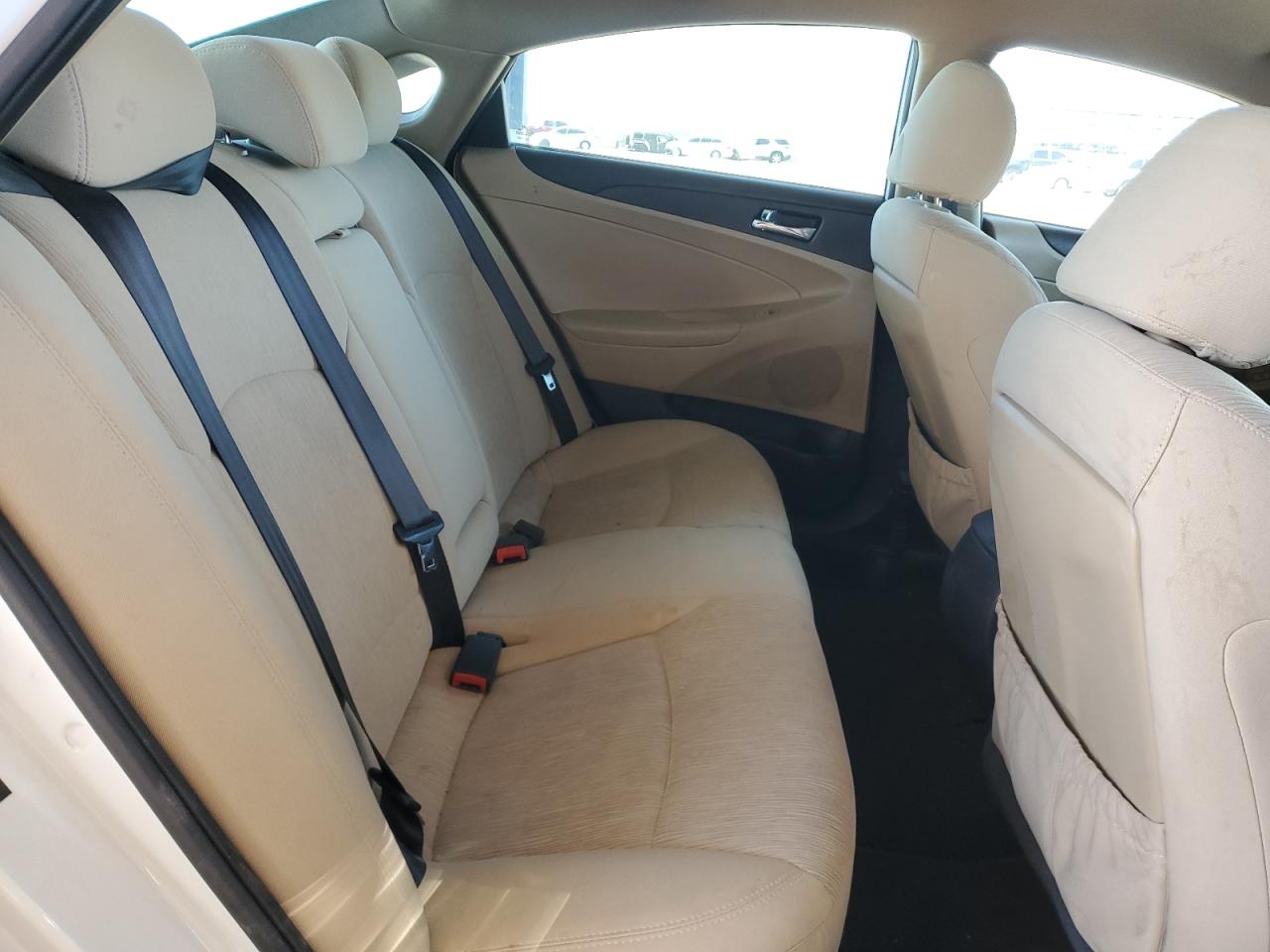 2014 Hyundai Sonata - Image 10