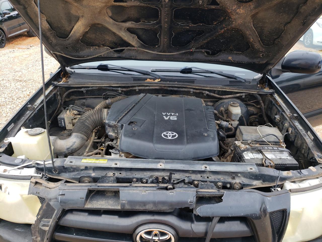 2006 Toyota Tacoma - Image 11