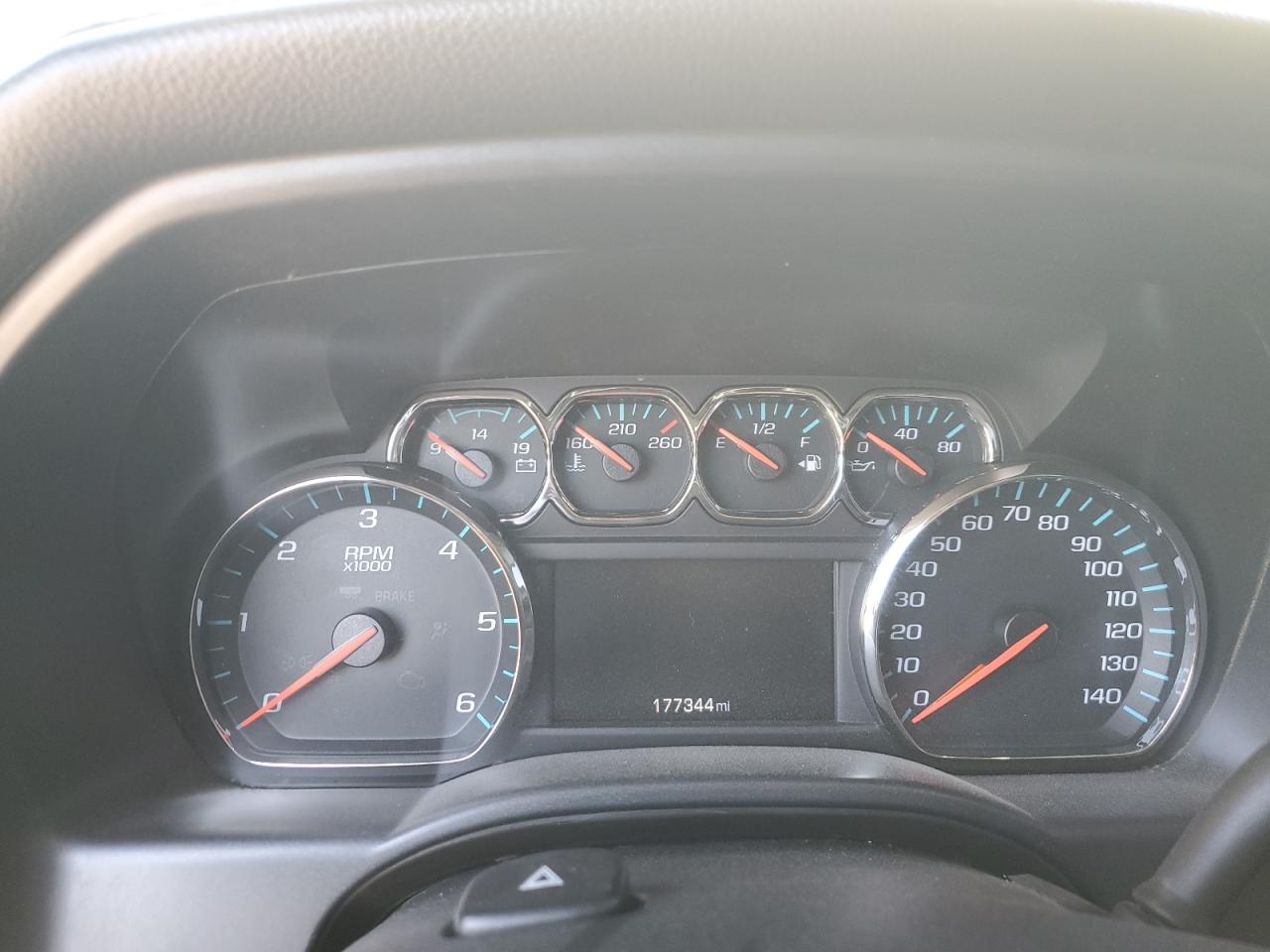 2017 GMC Sierra - Image 9