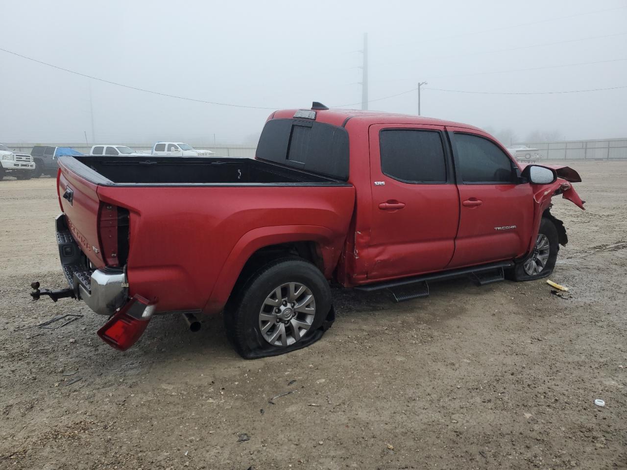 2018 Toyota Tacoma - Image 3