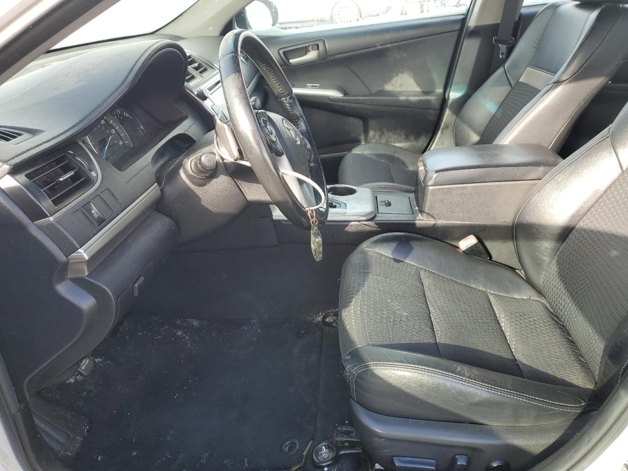 2012 Toyota Camry - Image 7