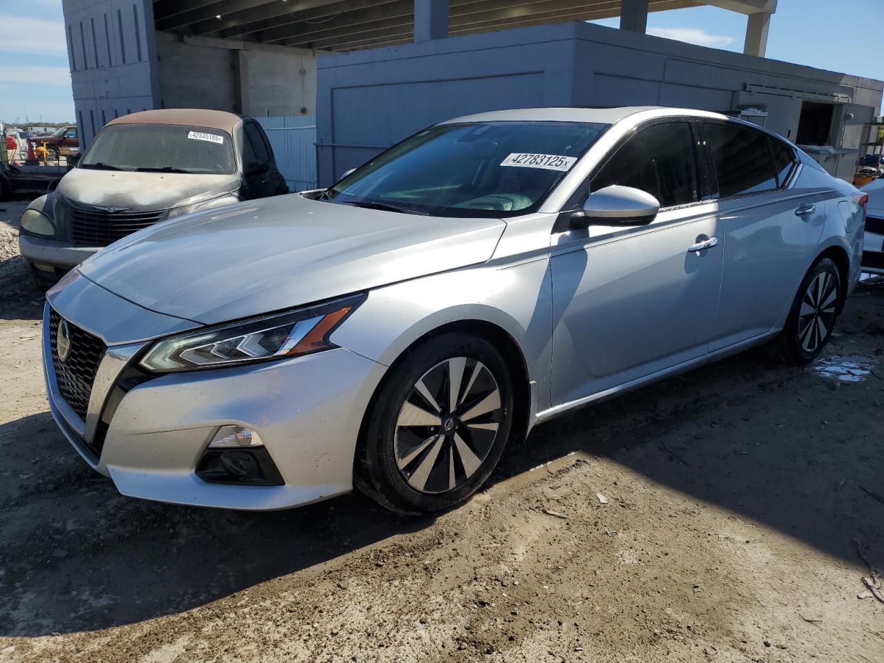 2019 Nissan Altima - Image 1