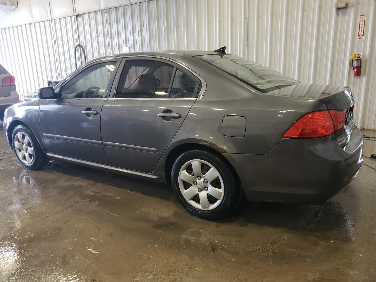 2009 Kia Optima - Image 2