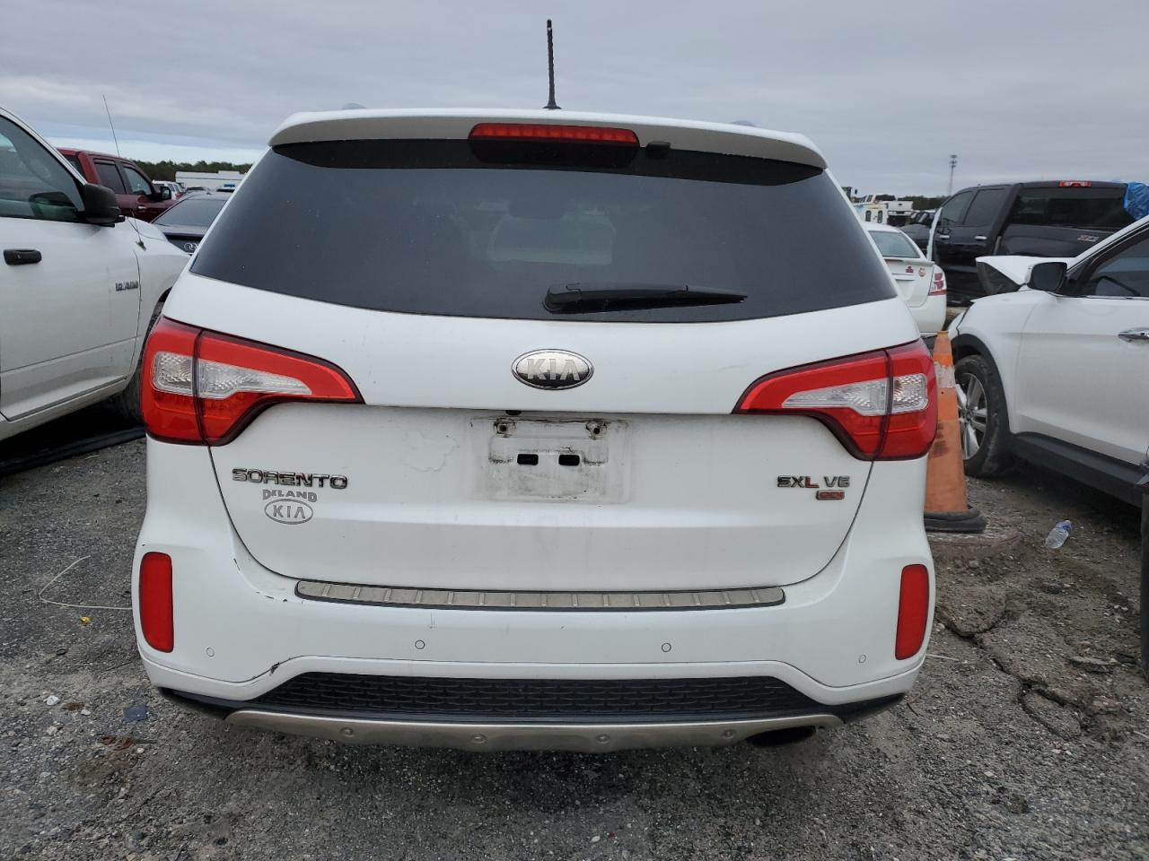 2014 Kia Sorento - Image 6