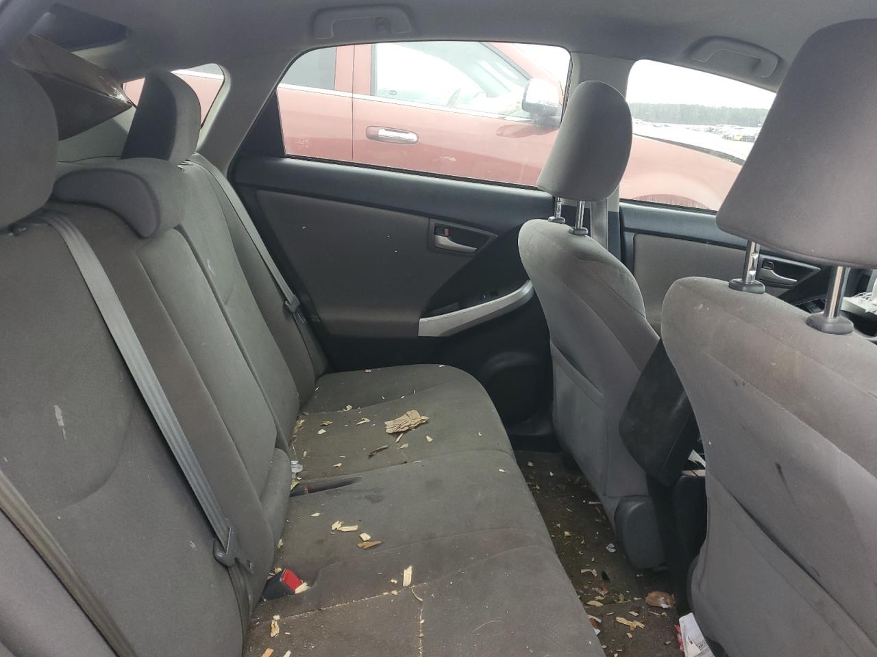 2013 Toyota Prius - Image 10
