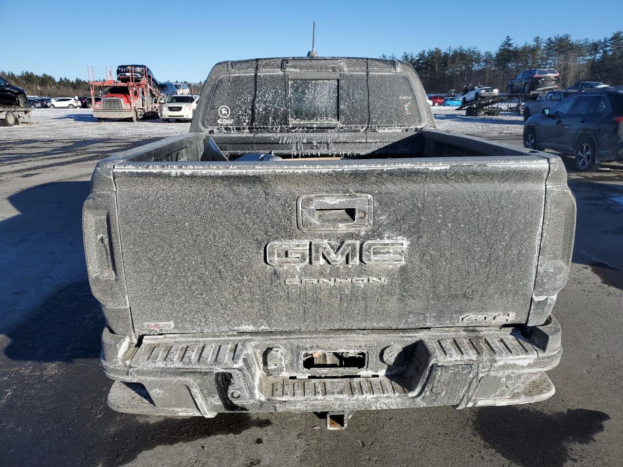 2022 GMC Canyon - Image 6