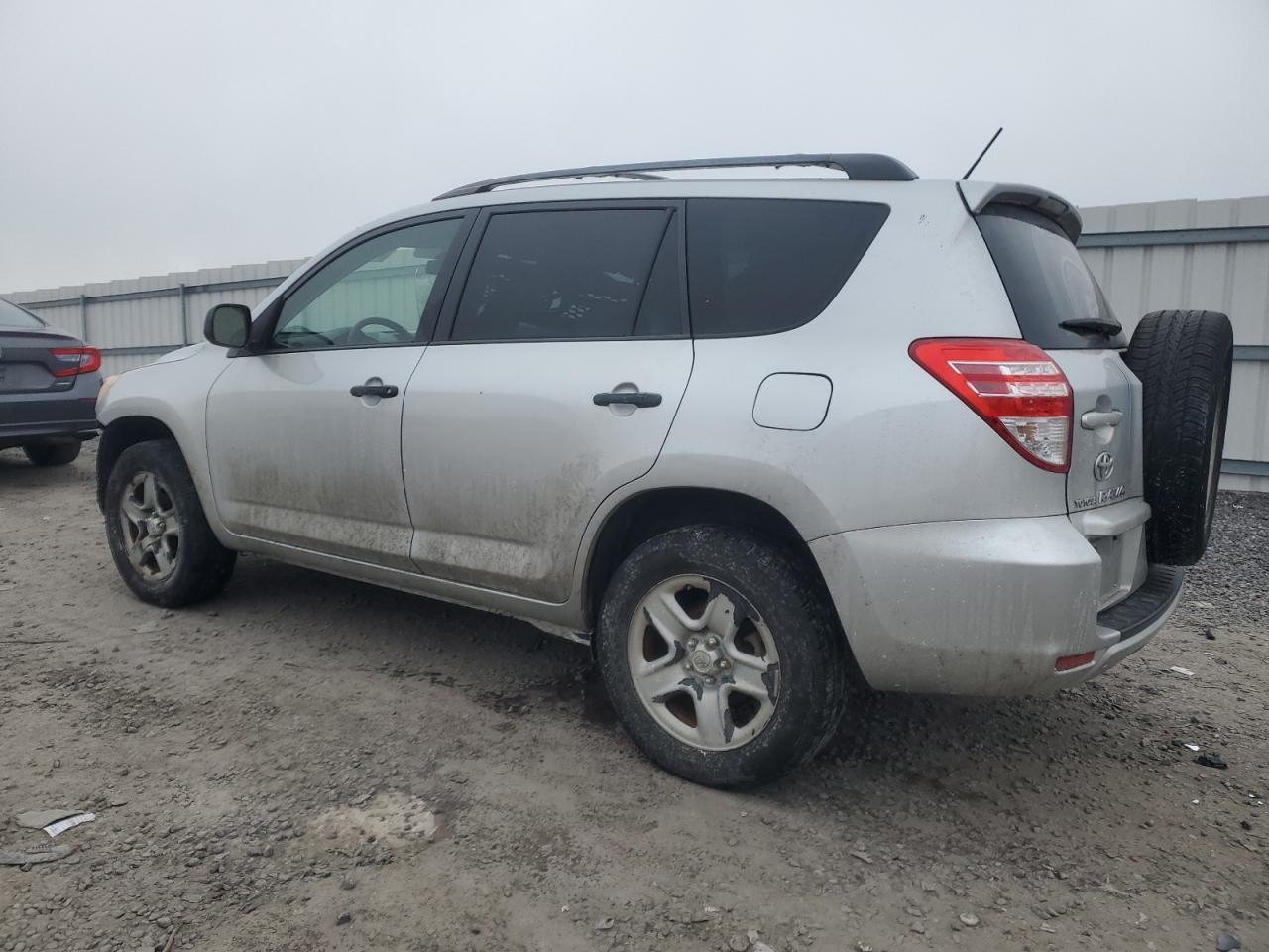 2009 Toyota RAV 4 - Image 2