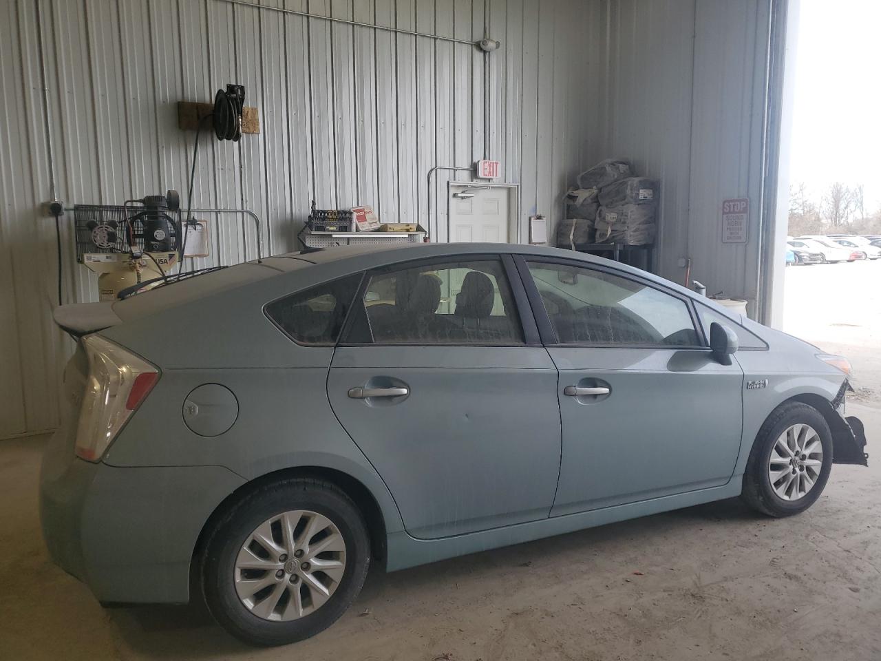 2012 Toyota Prius - Image 3