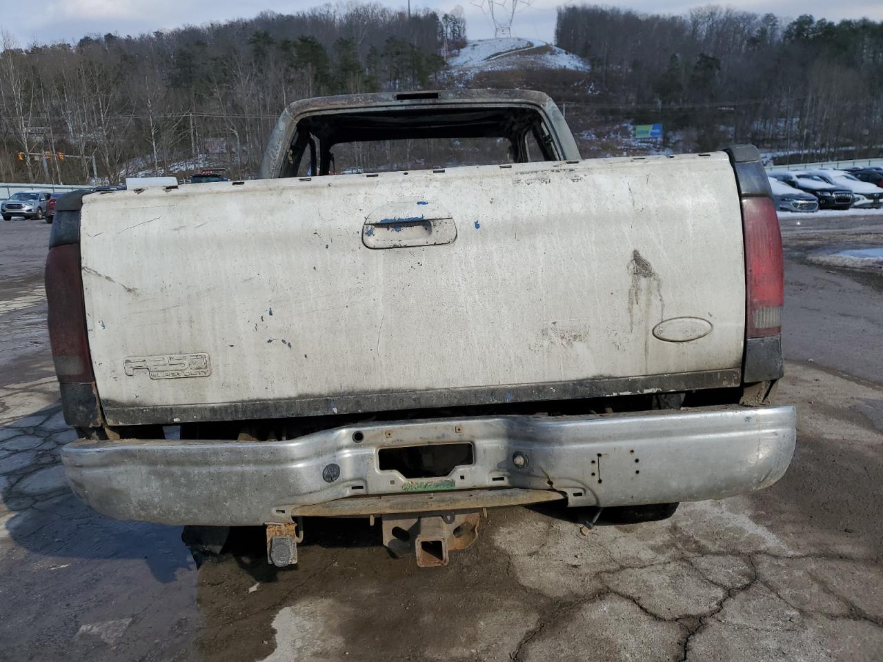 2004 Ford F250 - Image 6