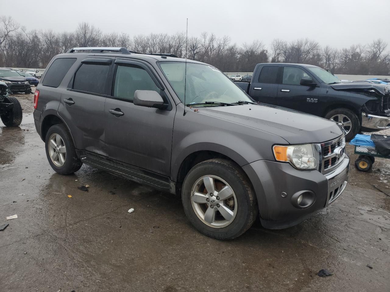 2011 Ford Escape - Image 4