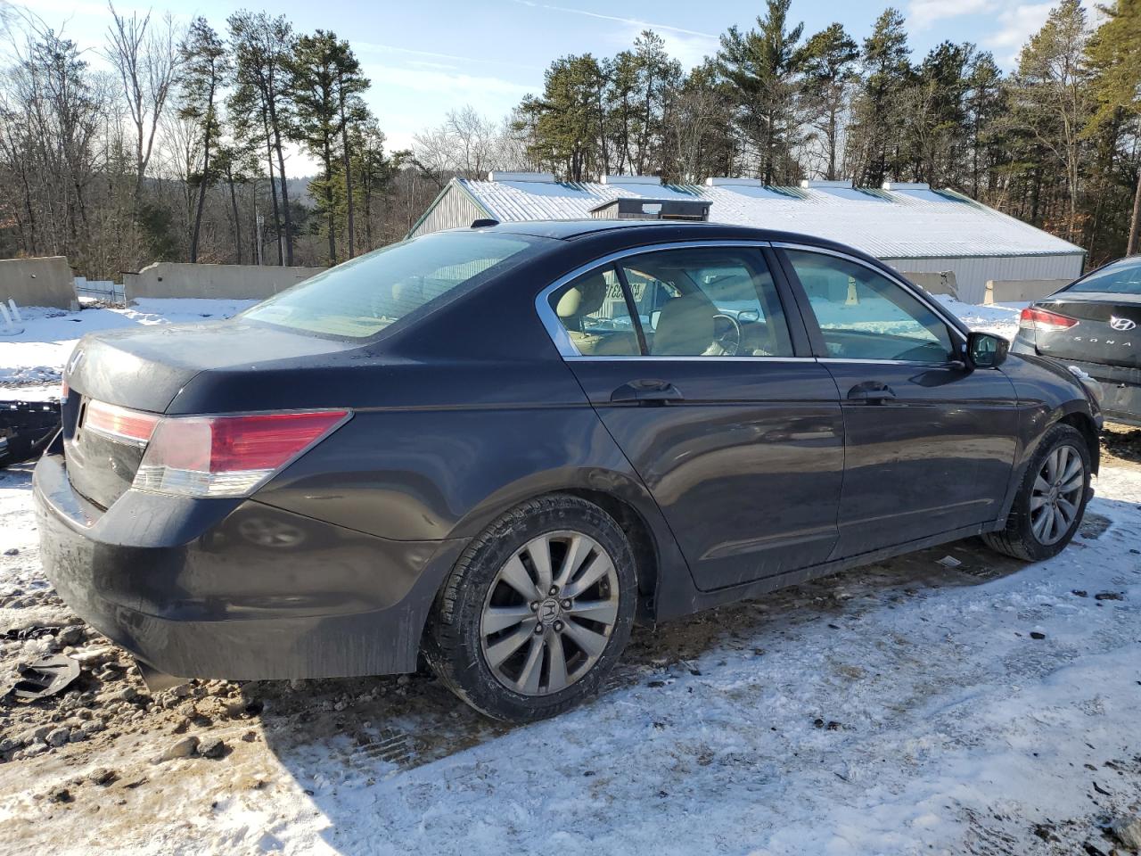2011 Honda Accord - Image 3