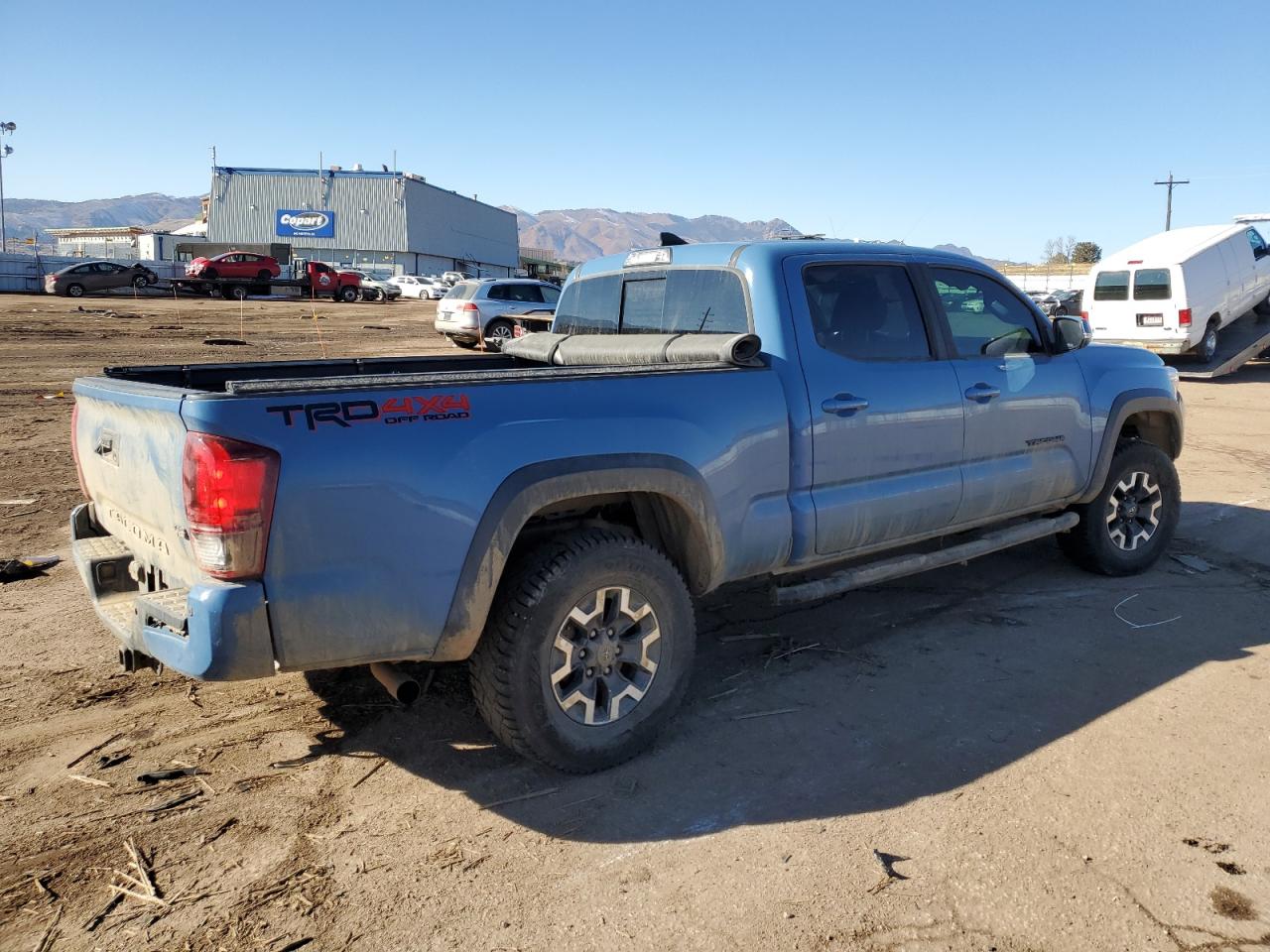 2019 Toyota Tacoma - Image 3
