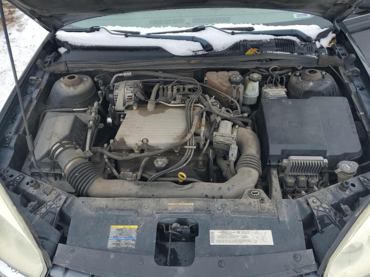 2004 Chevrolet Malibu - Image 12